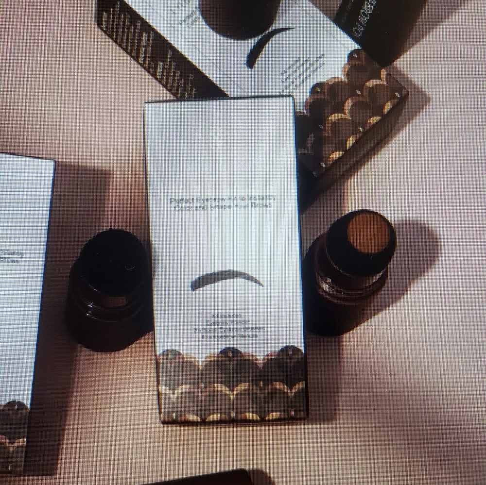 Perfect Eyebrow Kit - Picture 5 of 6